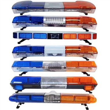 Tá sé an-tábhachtach suiteáil agus cothabháil ceart an tsolais rabhaidh trí-d...